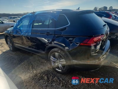 Drugie zdjęcie samochodu z przodu: 2021 VOLKSWAGEN TIGUAN SE VIN:3VV3B7AX2MM146545 - miniatura