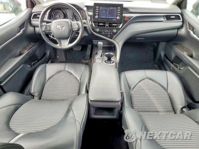 Zdjęcie 8 z 11 samochodu: 2022 TOYOTA CAMRY SE VIN:4T1G11AKXNU689879 - miniatura