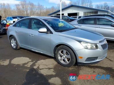 Czwarte zdjęcie samochodu z boku: 2011 CHEVROLET CRUZE LT VIN:1G1PF5S92B7205165 - miniatura
