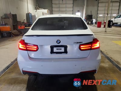 Zdjęcie 6 z 12 samochodu: 2013 BMW 335 I VIN:WBA3A9C55DF475066 - miniatura