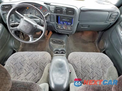 Zdjęcie 8 z 12 samochodu: 2002 CHEVROLET S TRUCK S10 VIN:1GCDT13W52K160901 - miniatura