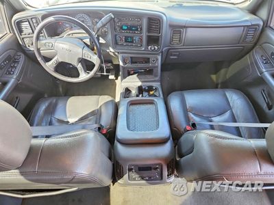 Zdjęcie 8 z 12 samochodu: 2006 GMC SIERRA K2500 HEAVY DUTY VIN:1GTHK23D96F217950 - miniatura
