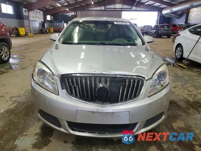 Piąte zdjęcie samochodu w środku: 2016 BUICK VERANO VIN:1G4PP5SK1G4119194 - miniatura