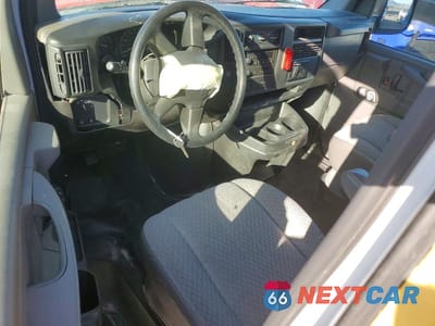 Zdjęcie 8 z 13 samochodu: 2006 CHEVROLET EXPRESS 1500 UTILITY / SERVICE VAN VIN:1GCFG15XX61103804 - miniatura
