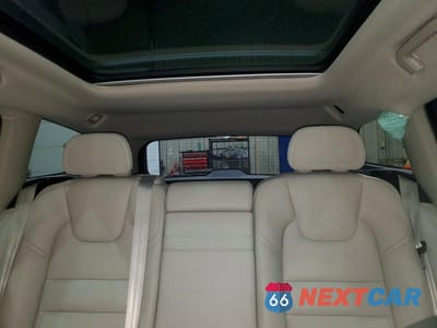 Zdjęcie 10 z 12 samochodu: 2020 VOLVO V60 CROSS COUNTRY T5 MOMENTUM VIN:YV4102WK4L1040926 - miniatura