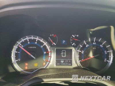 Zdjęcie 9 z 11 samochodu: 2014 TOYT 4RUNNER SR VIN:JTEBU5JR3E5202747 - miniatura
