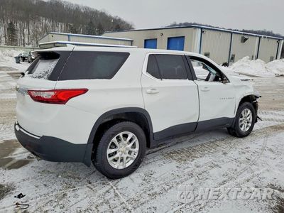 Trzecie zdjęcie samochodu z tyłu: 2020 CHEVROLET TRAVERSE LS VIN:1GNERFKW1LJ100548 - miniatura