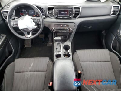 Zdjęcie 8 z 13 samochodu: 2017 KIA SPORTAGE LX VIN:KNDPMCAC9H7117172 - miniatura