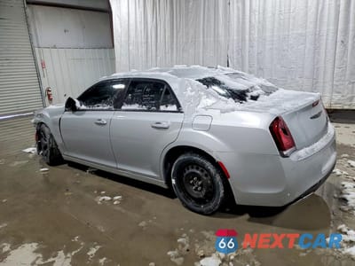 Drugie zdjęcie samochodu z przodu: 2022 CHRYSLER 300 TOURING VIN:2C3CCAAG3NH245503 - miniatura