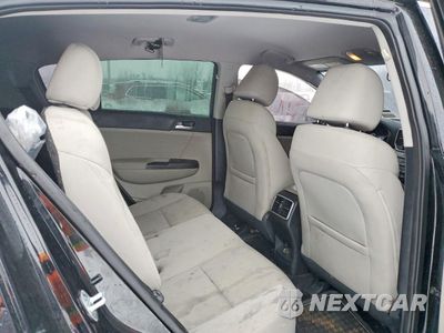 Zdjęcie 11 z 13 samochodu: 2020 KIA SPORTAGE LX VIN:KNDPMCAC5L7725358 - miniatura