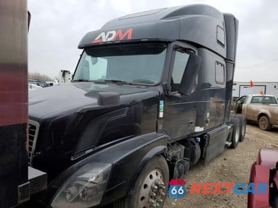 Drugie zdjęcie samochodu z przodu: 2018 VOLVO VN VNL VIN:4V4NC9EH4JN996668 - miniatura