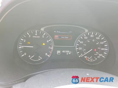 Zdjęcie 9 z 13 samochodu: 2013 NISSAN PATHFINDER S VIN:5N1AR2MN2DC601356 - miniatura