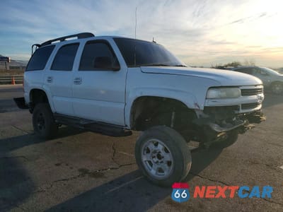 Czwarte zdjęcie samochodu z boku: 2003 CHEVROLET TAHOE K1500 VIN:1GNEK13Z53R145218 - miniatura