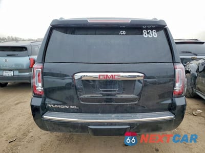 Zdjęcie 6 z 13 samochodu: 2017 GMC YUKON XL DENALI VIN:1GKS2HKJXHR285356 - miniatura