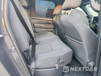 Zdjęcie 10 z 11 samochodu: 2025 TOYOTA TACOMA DOUBLE CAB VIN:3TMLB5JN9SM157640 - miniatura