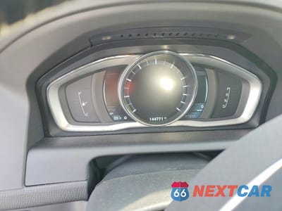 Zdjęcie 9 z 11 samochodu: 2015 VOLVO XC60 T6 PLATINUM VIN:YV4902RM7F2717630 - miniatura