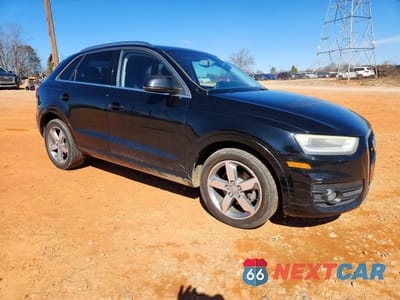 Czwarte zdjęcie samochodu z boku: 2015 AUDI Q3 PREMIUM PLUS VIN:WA1EFCFS0FR001324 - miniatura