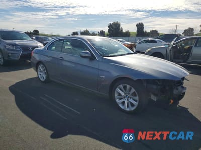 Czwarte zdjęcie samochodu z boku: 2011 BMW 328 I SULEV VIN:WBADW7C5XBE443713 - miniatura