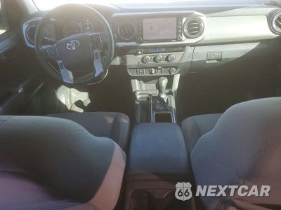 Zdjęcie 8 z 11 samochodu: 2022 TOYOTA TACOMA DOUBLE CAB VIN:3TMBZ5DN0NM033389 - miniatura
