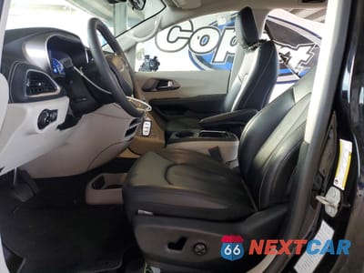 Zdjęcie 7 z 14 samochodu: 2024 CHRYSLER PACIFICA HYBRID SELECT VIN:2C4RC1S79RR130831 - miniatura