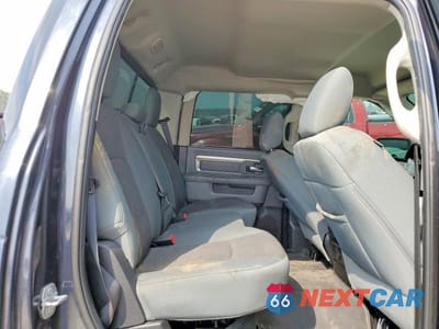 Zdjęcie 10 z 12 samochodu: 2016 RAM 1500 SLT VIN:1C6RR6LT5GS182600 - miniatura