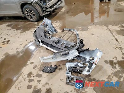 Zdjęcie 13 z 14 samochodu: 2023 JEEP GRAND CHEROKEE L SUMMIT VIN:1C4RJKEG8P8830985 - miniatura