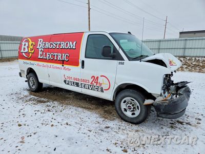 Czwarte zdjęcie samochodu z boku: 2023 GMC SAVANA 3500 CARGO DELIVERY VAN VIN:1GTZ7HFP4P1169268 - miniatura