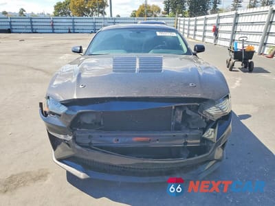 Piąte zdjęcie samochodu w środku: 2020 FORD MUSTANG GT VIN:1FA6P8CFXL5191217 - miniatura