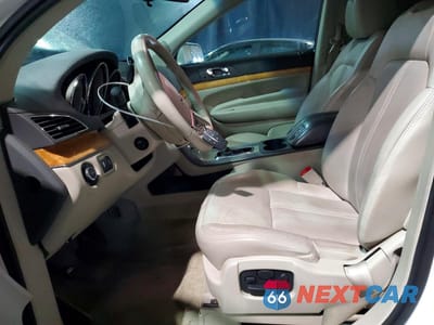 Zdjęcie 7 z 14 samochodu: 2012 LINCOLN MKT VIN:2LMHJ5AT5CBL50233 - miniatura