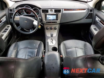 Zdjęcie 8 z 12 samochodu: 2010 CHRYSLER SEBRING LIMITED VIN:1C3CC5FB7AN229875 - miniatura