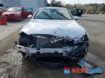 Piąte zdjęcie samochodu w środku: 2025 MERCEDES-BENZ E 450 4MATIC VIN:W1KLF6BB5SA102572 - miniatura