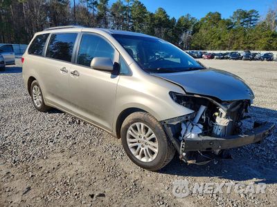 Czwarte zdjęcie samochodu z boku: 2016 TOYOTA SIENNA XLE VIN:5TDYK3DCXGS750631 - miniatura