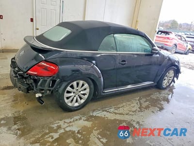 Trzecie zdjęcie samochodu z tyłu: 2018 VOLKSWAGEN BEETLE S VIN:3VW5DAAT3JM515143 - miniatura