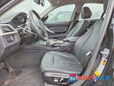 Zdjęcie 7 z 12 samochodu: 2016 BMW 320 XI VIN:WBA8A3C55GK690140 - miniatura