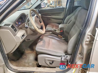 Zdjęcie 7 z 11 samochodu: 2008 JEEP GRAND CHEROKEE LAREDO VIN:1J8HR48N58C169000 - miniatura