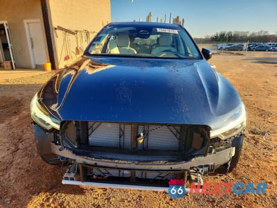 Piąte zdjęcie samochodu w środku: 2025 VOLVO XC60 PLUS VIN:YV4M12RC9S1027974 - miniatura