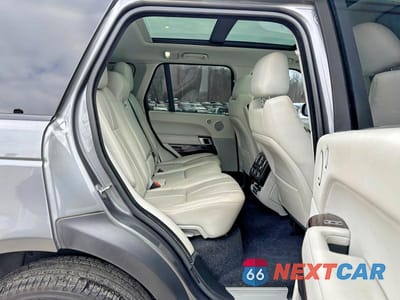 Piąte zdjęcie samochodu w środku: 2017 LAND ROVER RANGE ROVER VIN:SALGR2FK1HA355105 - miniatura