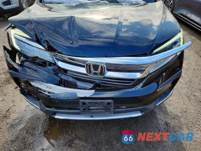 Zdjęcie 12 z 13 samochodu: 2019 HONDA PILOT TOURING VIN:5FNYF6H92KB033531 - miniatura
