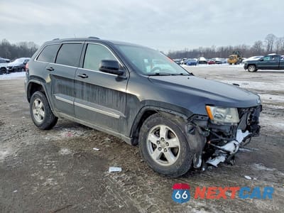 Czwarte zdjęcie samochodu z boku: 2011 JEEP GRAND CHEROKEE LAREDO VIN:1J4RR4GG6BC506516 - miniatura