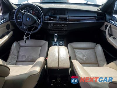 Zdjęcie 8 z 13 samochodu: 2013 BMW X5 XDRIVE35I VIN:5UXZV4C55D0E08492 - miniatura