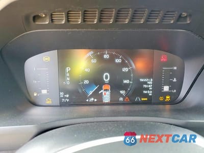 Zdjęcie 9 z 12 samochodu: 2019 VOLVO XC90 T5 MOMENTUM VIN:YV4102CK2K1426991 - miniatura