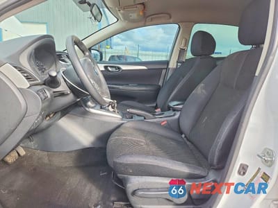 Zdjęcie 7 z 11 samochodu: 2016 NISSAN SENTRA S VIN:3N1AB7AP3GY252878 - miniatura