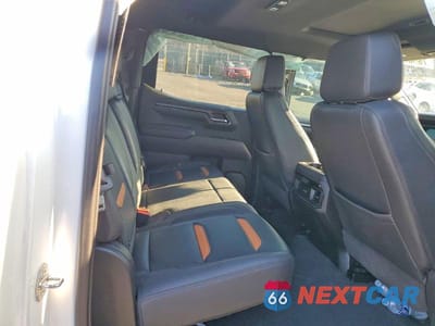 Zdjęcie 10 z 12 samochodu: 2023 GMC SIERRA K1500 AT4 VIN:1GTUUEE83PZ195180 - miniatura