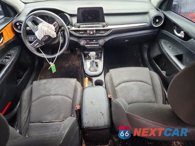 Zdjęcie 8 z 11 samochodu: 2019 KIA FORTE GT LINE VIN:3KPF34AD8KE017097 - miniatura