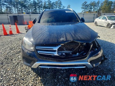 Piąte zdjęcie samochodu w środku: 2019 MERCEDES-BENZ GLC 300 VIN:WDC0G4JB0KF484328 - miniatura