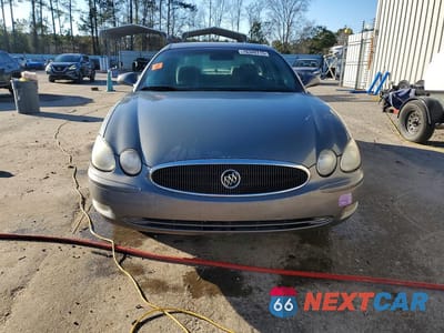 Piąte zdjęcie samochodu w środku: 2007 BUICK LACROSSE CX VIN:2G4WC552X71111769 - miniatura