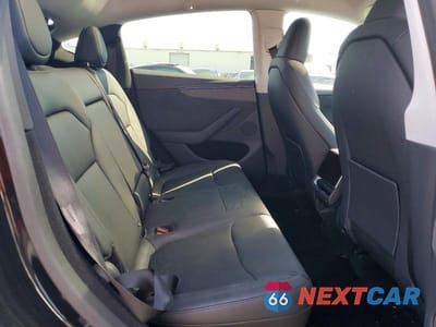 Zdjęcie 11 z 14 samochodu: 2026 TESLA MODEL Y VIN:7SAYGDEE1TF347534 - miniatura