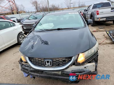 Piąte zdjęcie samochodu w środku: 2013 HONDA CIVIC LX VIN:19XFB2F53DE075596 - miniatura