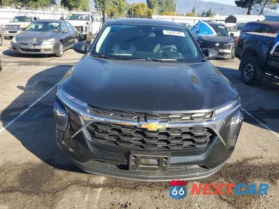 Piąte zdjęcie samochodu w środku: 2024 CHEVROLET TRAX LS VIN:KL77LFE28RC051936 - miniatura