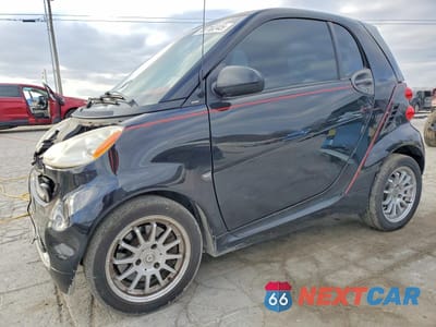 2011 SMART FORTWO PURE WMEEJ3BA9BK443122 - główne zdjęcie licytacji z USA - miniatura